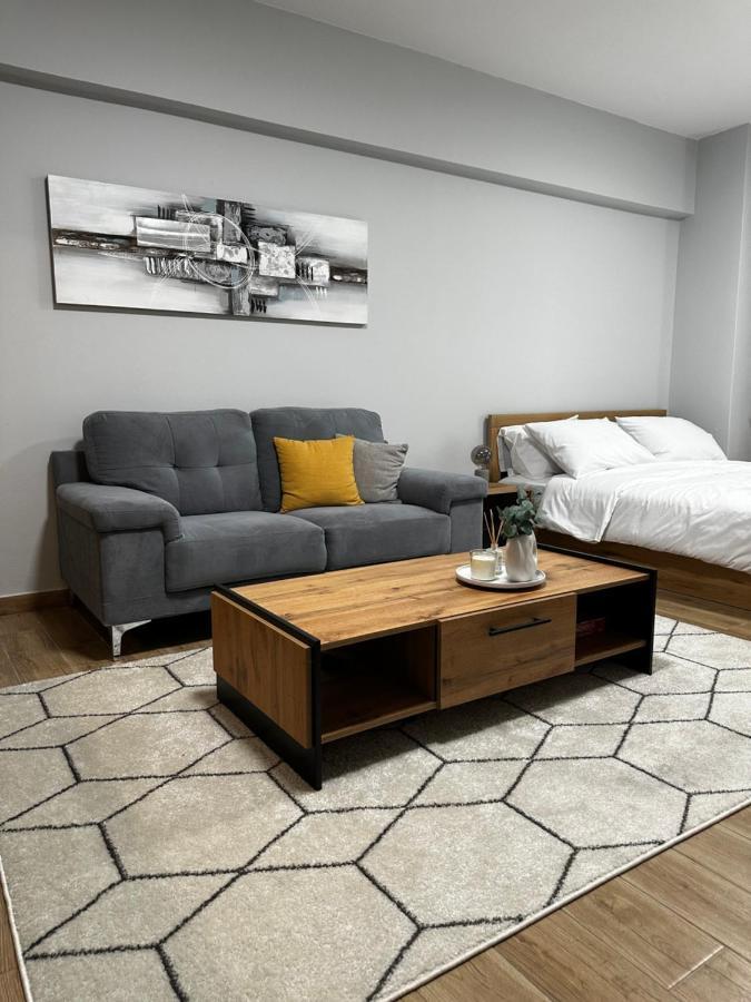 Jp Luxury Apartment In Citycenter ซานธี ภายนอก รูปภาพ
